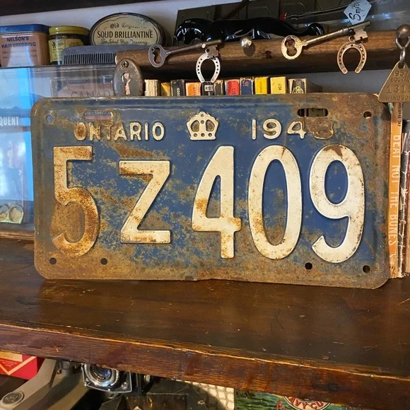 Vintage Ontario License Plate 1948 - Picture 1 of 2